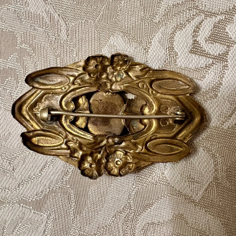 Antique Gold Brooch with Amber Stone - Picture 2 of 2